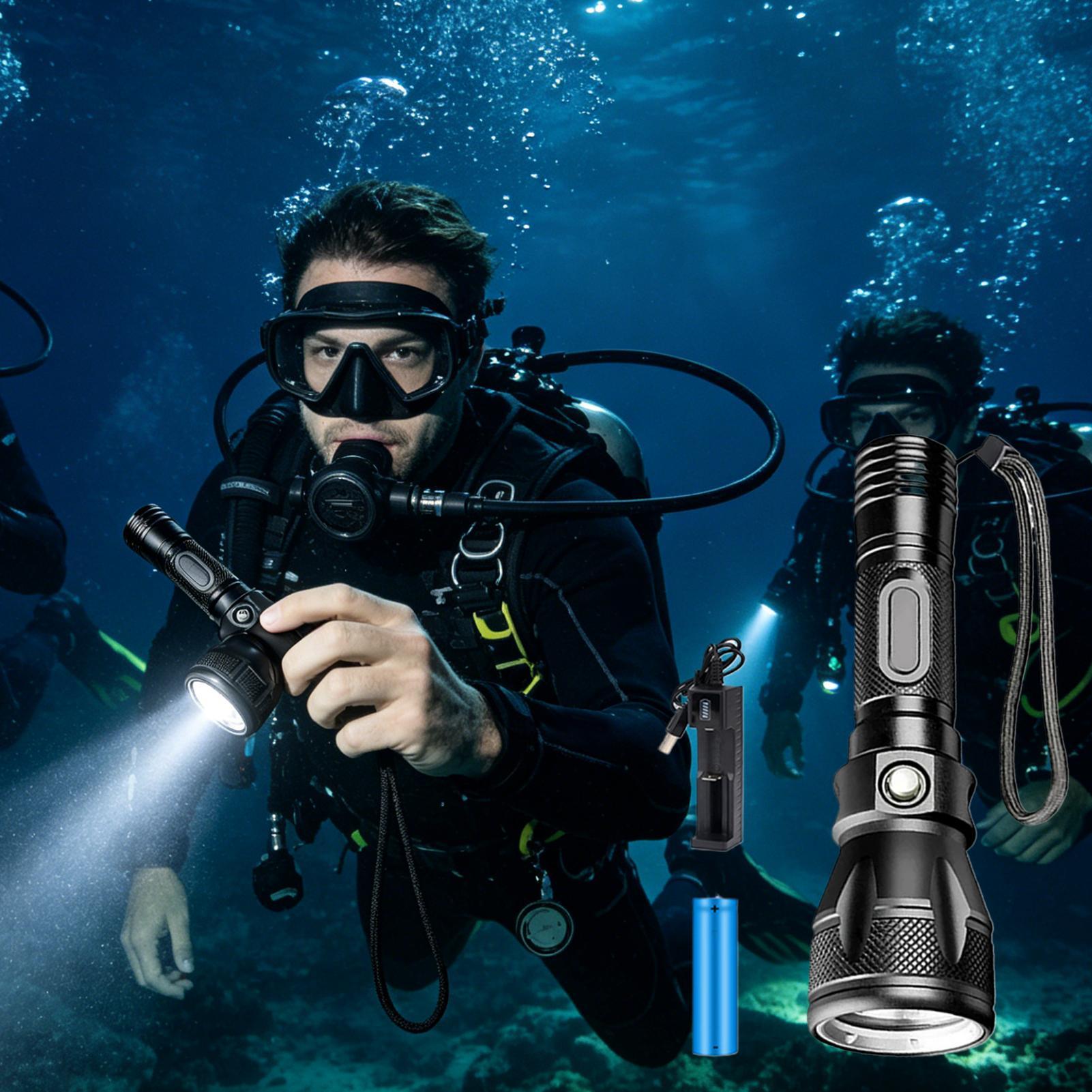 Torcia Subacquea LED Ricaricab - Outdoor Powersports recensione e prezzo