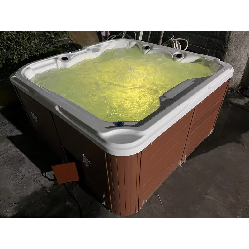 Vasca Idromassaggio Spa in Acr - Outdoor Power For Hot Tub recensione e prezzo