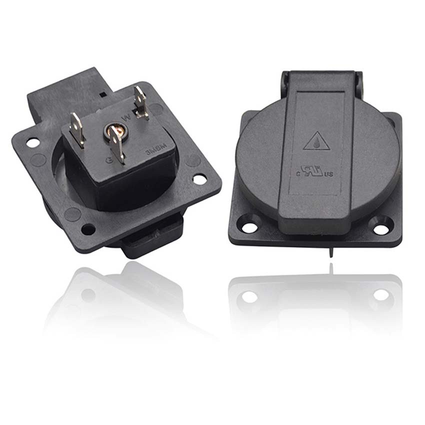 Nero 125V 15A 20A IP44 CE Amer - Outdoor Power Receptacle recensione e prezzo